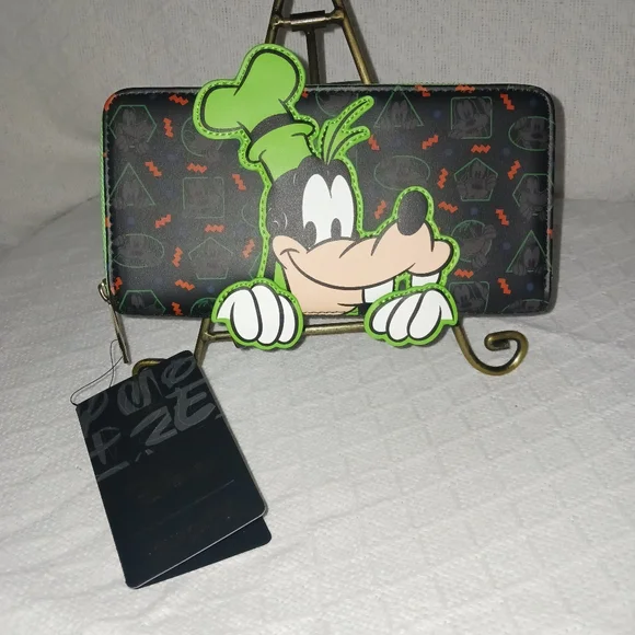 Loungefly × Disney Goofy AOP Long Wallet - Picture 9 of 9